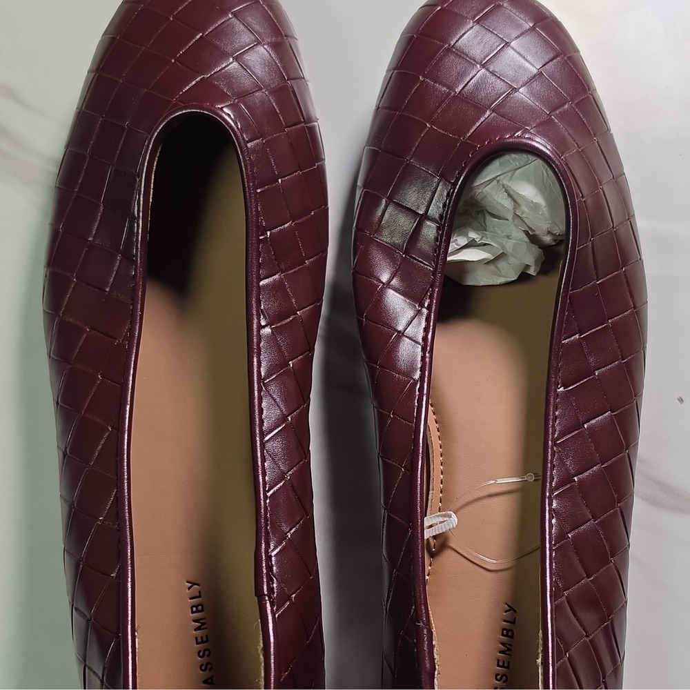 ASSEMBLY Women's Burgundy Synthetic Quilted Slip-On Ballet Flats Round‎ Toe 6
